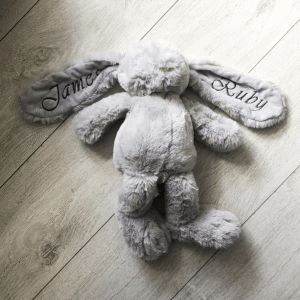 Knuffel borduren naam │Konijn Grijs